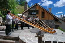 Pays des Écrins - Concert de cors des Alpes à Ratière