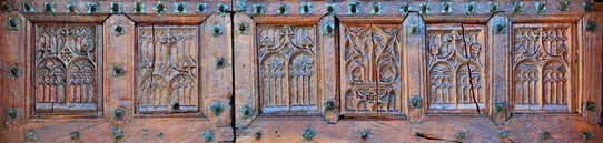 Vallouise - Porte restaurée de l'Église Saint-Étienne - Panneaux supérieurs