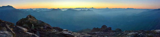 Vallouise - Lever de soleil depuis le sommet de la Blanche (2953 m)