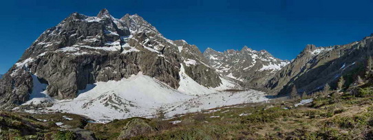 Pré de Madame Carle - Mont Pelvoux et Barre des Écrins