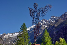 La statue « Envol » à Ailefroide