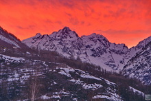 Vallouise - Ciel en feu sur le massif de Bonvoisin